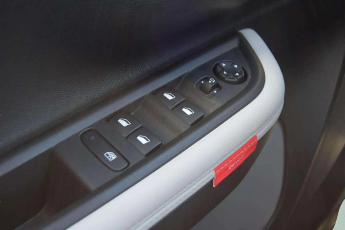 citroen-e-c3-2025-eletrico-0cc