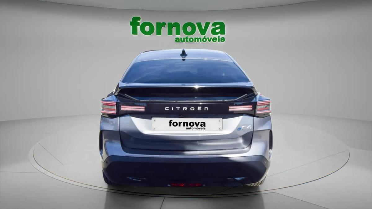 citroen-e-c4-2025-eletrico-0cc