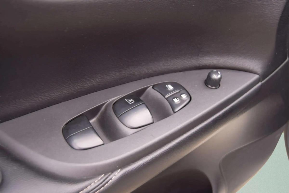 nissan-pulsar-2015-gasolina-1197cc