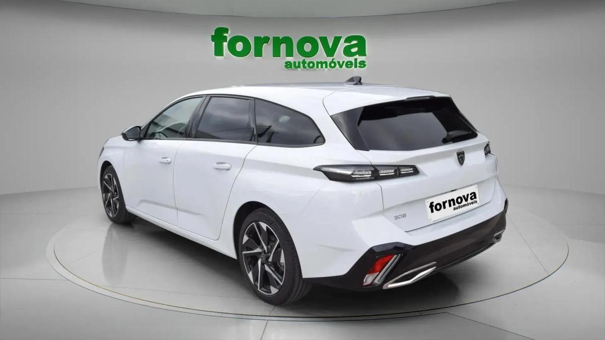 peugeot-308-sw-2025-hibrido-a-gasolina-1200cc