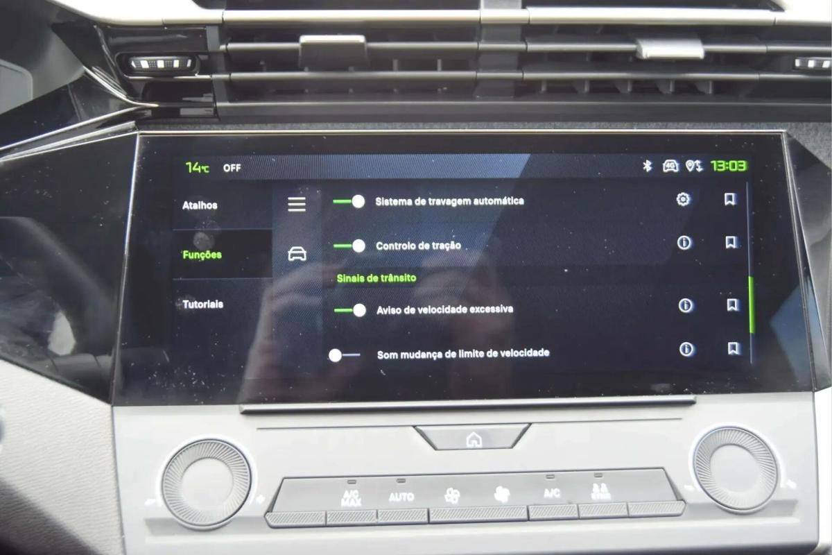 peugeot-308-sw-2025-hibrido-a-gasolina-1200cc