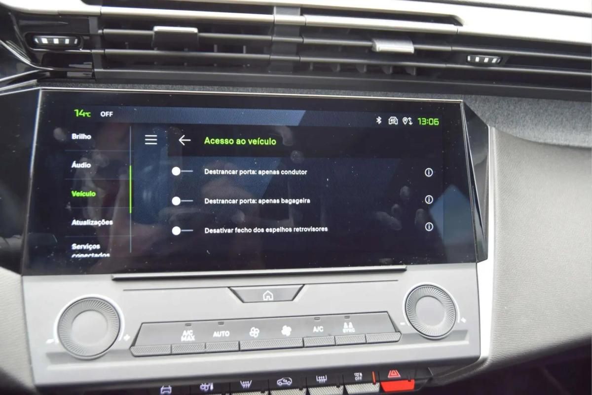 peugeot-308-sw-2025-hibrido-a-gasolina-1200cc