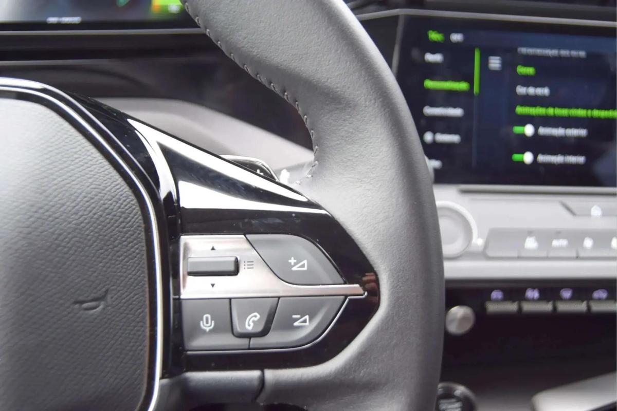 peugeot-308-sw-2025-hibrido-a-gasolina-1200cc