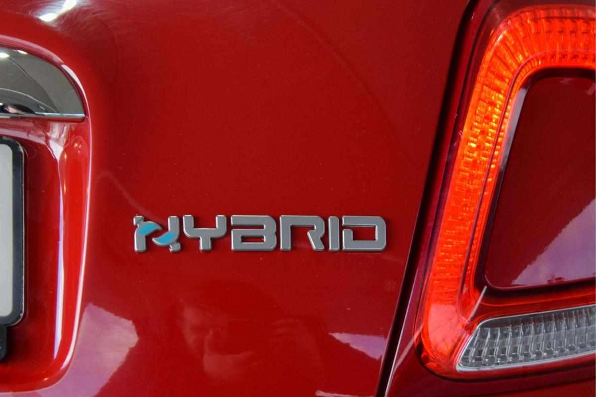 fiat-500-2023-hibrido-a-gasolina-999cc
