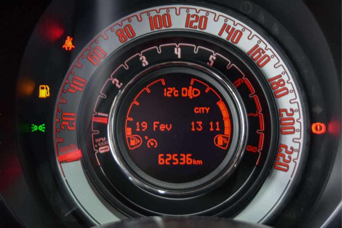 fiat-500-2023-hibrido-a-gasolina-999cc