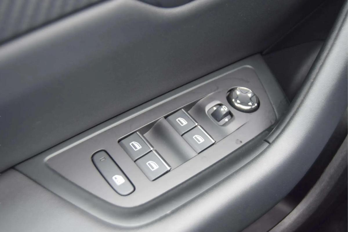 peugeot-508-sw-2020-diesel-1499cc