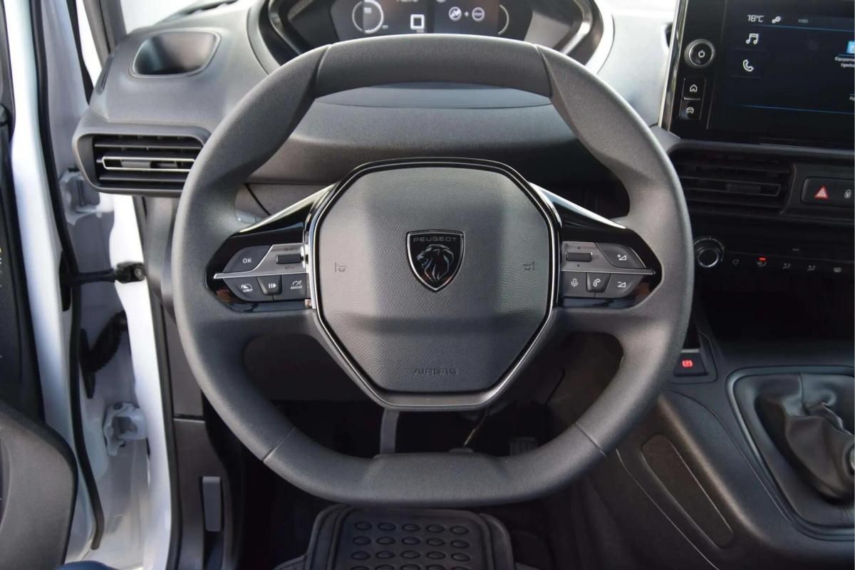 peugeot-partner-2025-diesel-1499cc