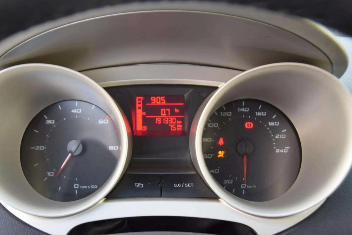 seat-ibiza-2010-diesel-1598cc