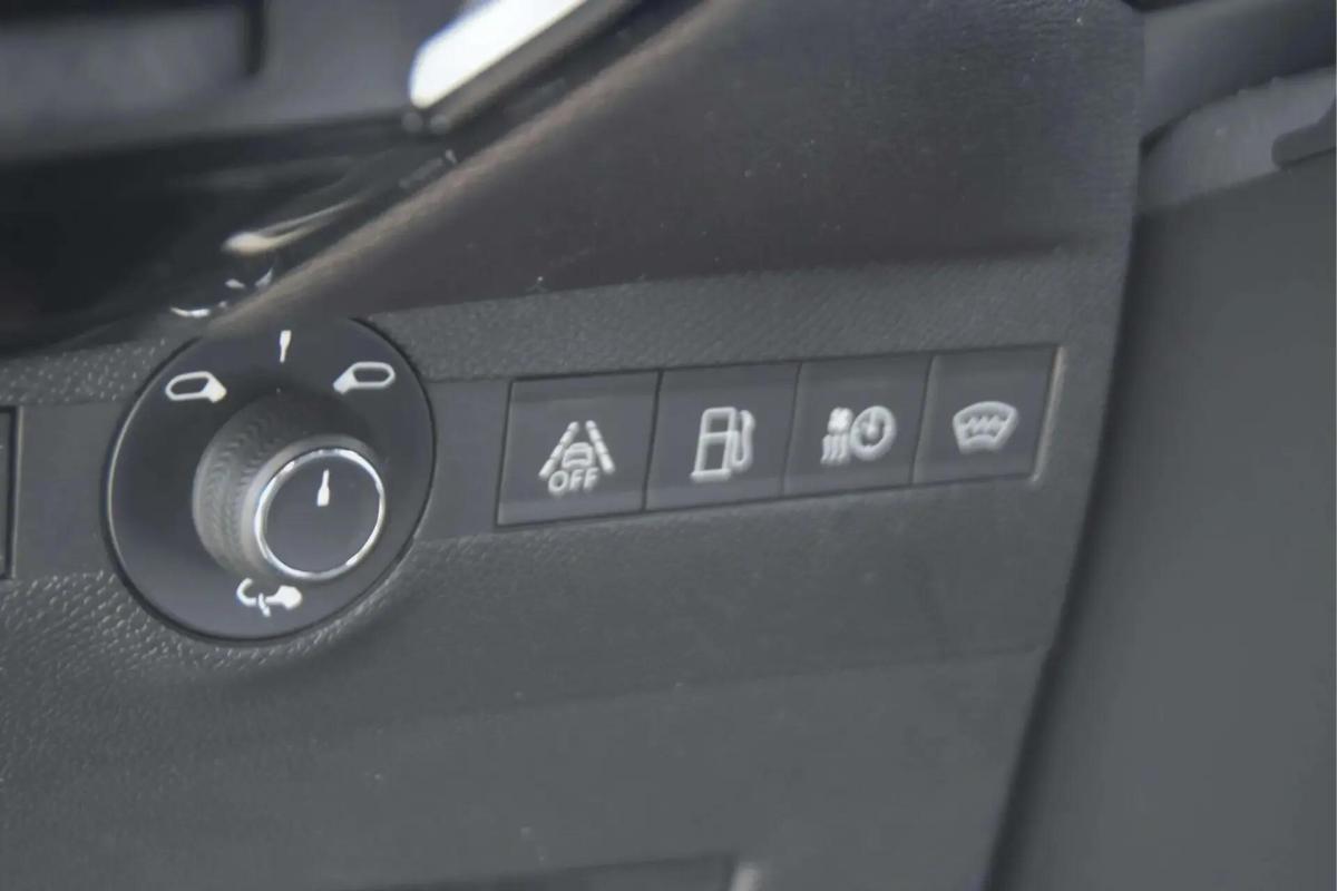 ds-ds-7-crossback-2021-hibrido-a-gasolina-1598cc
