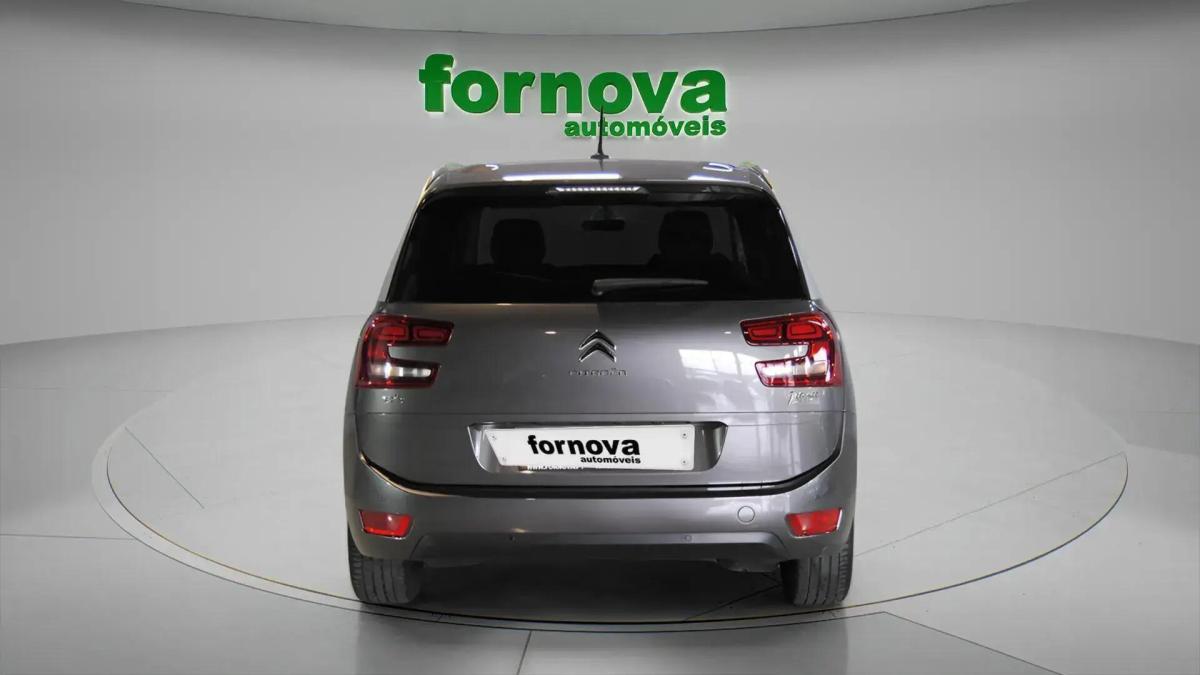 citroen-c4-grand-picasso-2018-diesel-1560cc