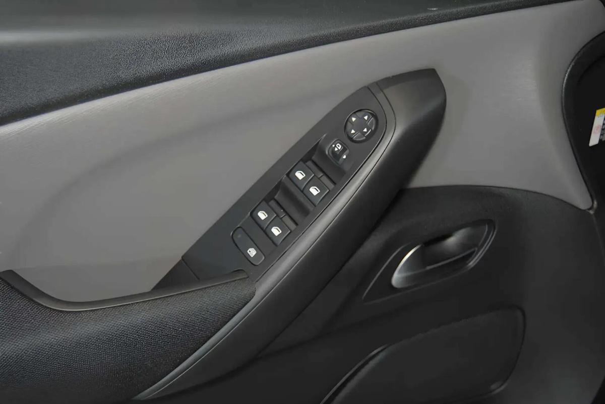 citroen-c4-grand-picasso-2018-diesel-1560cc