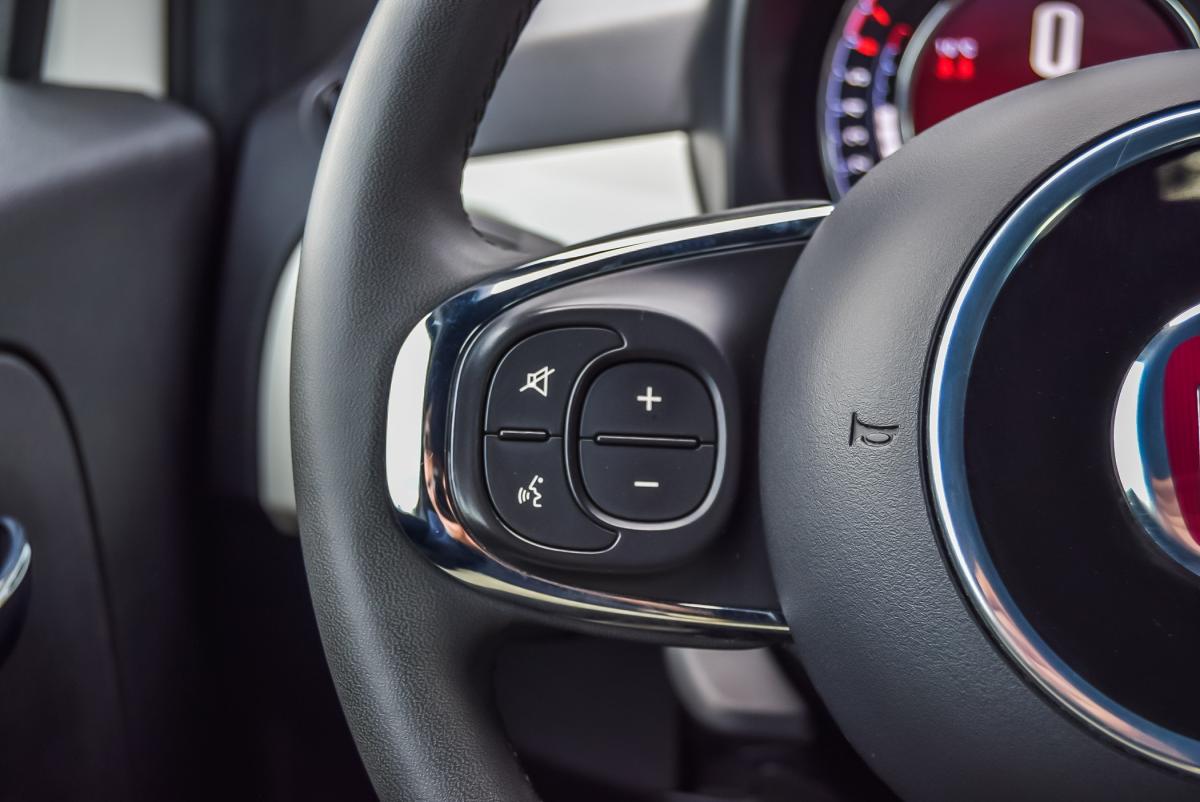 fiat-500c-2023-hibrido-a-gasolina-999cc