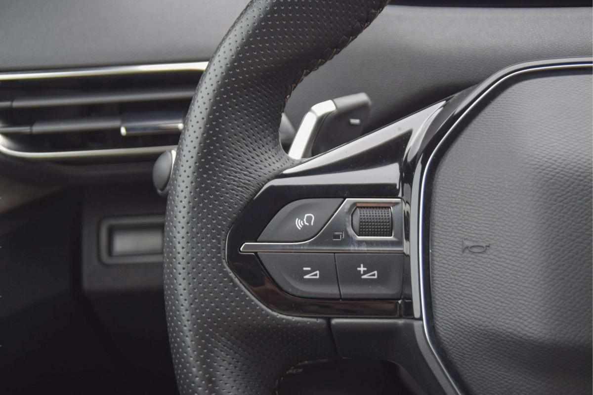peugeot-3008-1-6-hybrid-11-8-kwh-2023-gasolina-1598cc