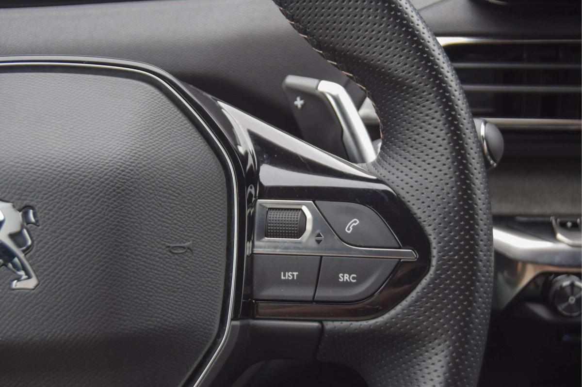 peugeot-3008-1-6-hybrid-11-8-kwh-2023-gasolina-1598cc