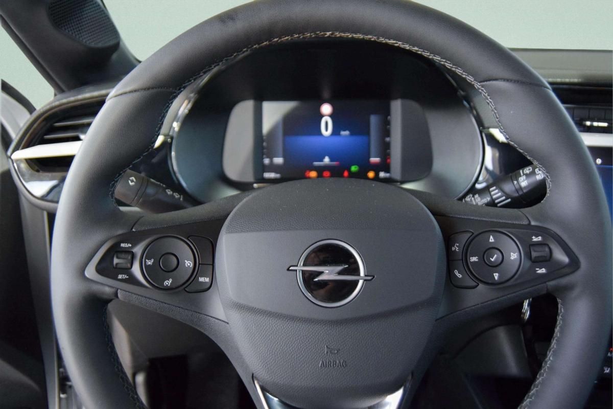 opel-corsa-2025-gasolina-1199cc