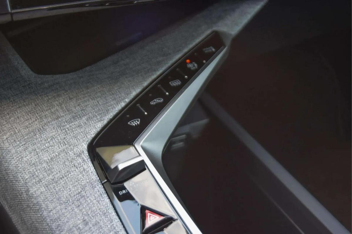 peugeot-5008-2025-gasolina-1199cc