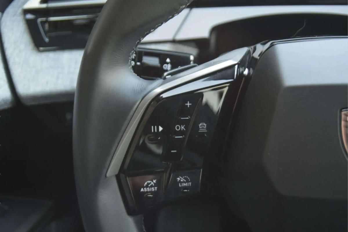 peugeot-5008-2025-gasolina-1199cc