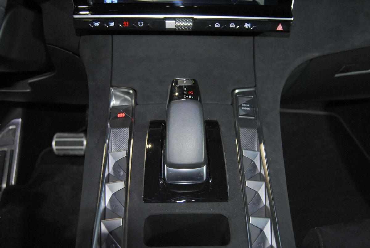 ds-ds-7-crossback-e-tense-4x4-2021-gasolina-1598cc