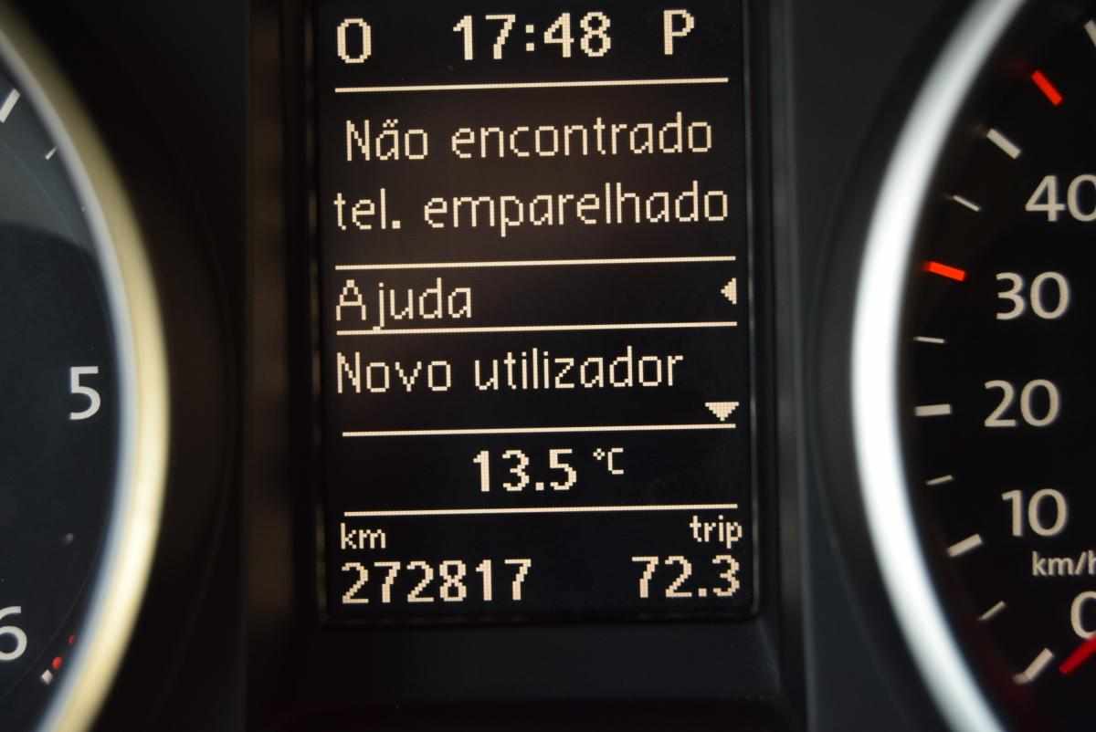 volkswagen-golf-variant-2012-diesel-1968cc