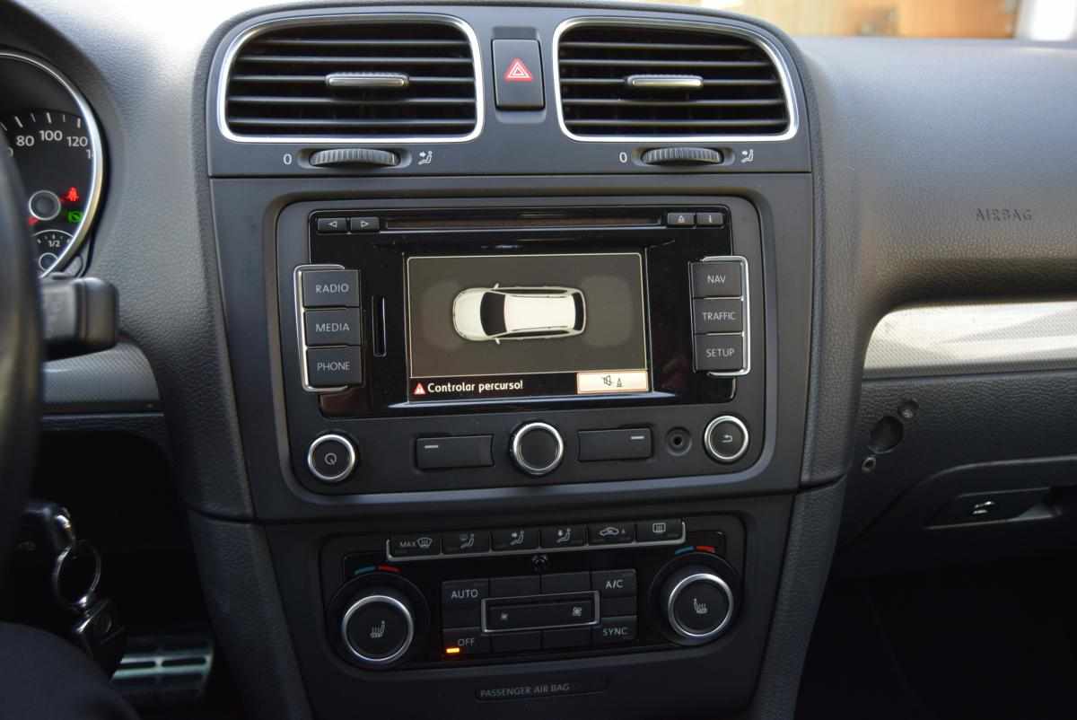 volkswagen-golf-variant-2012-diesel-1968cc