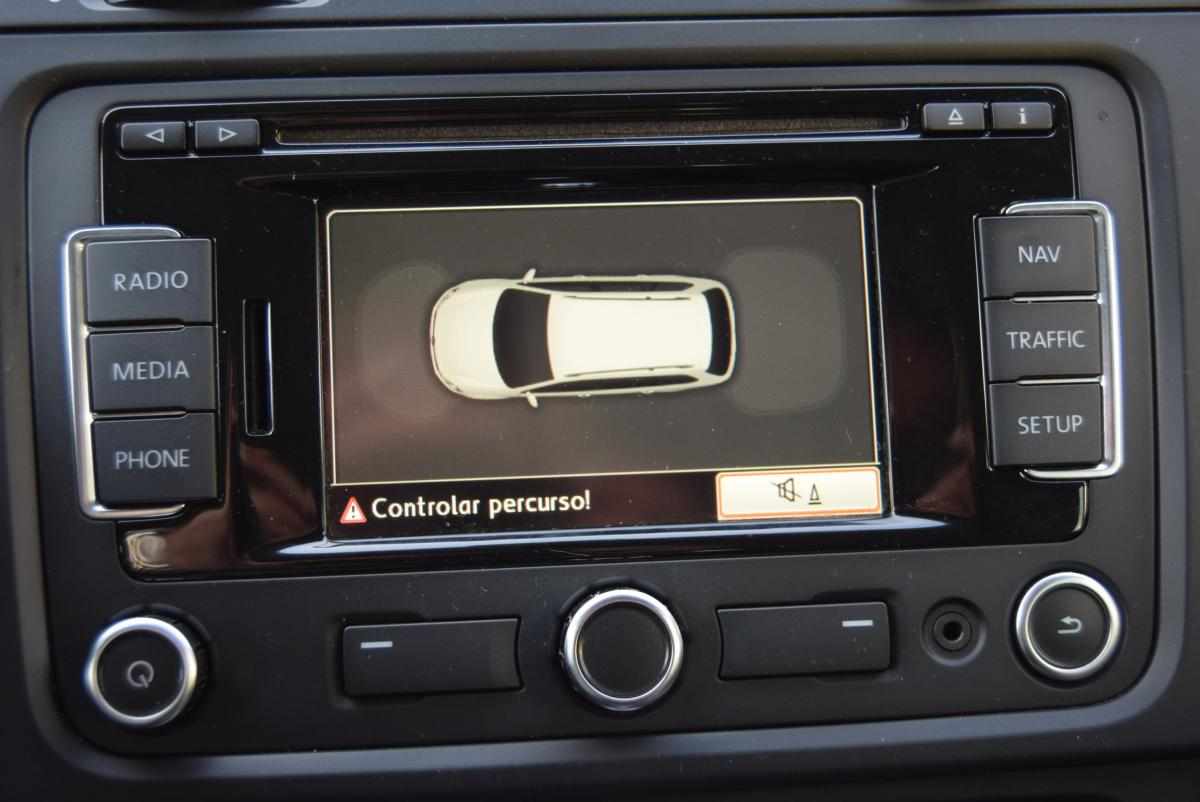 volkswagen-golf-variant-2012-diesel-1968cc