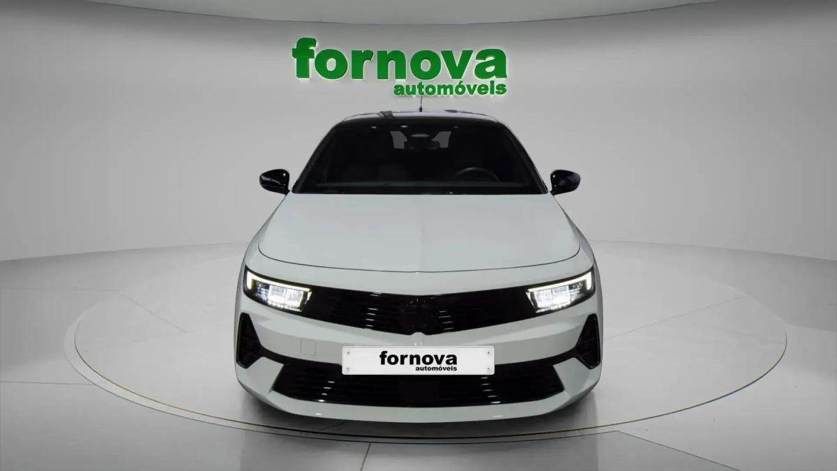 opel-astra-sport-tourer-2025-gasolina-1199cc