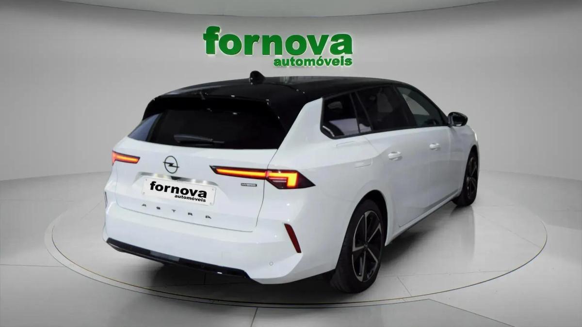 opel-astra-sport-tourer-2025-gasolina-1199cc