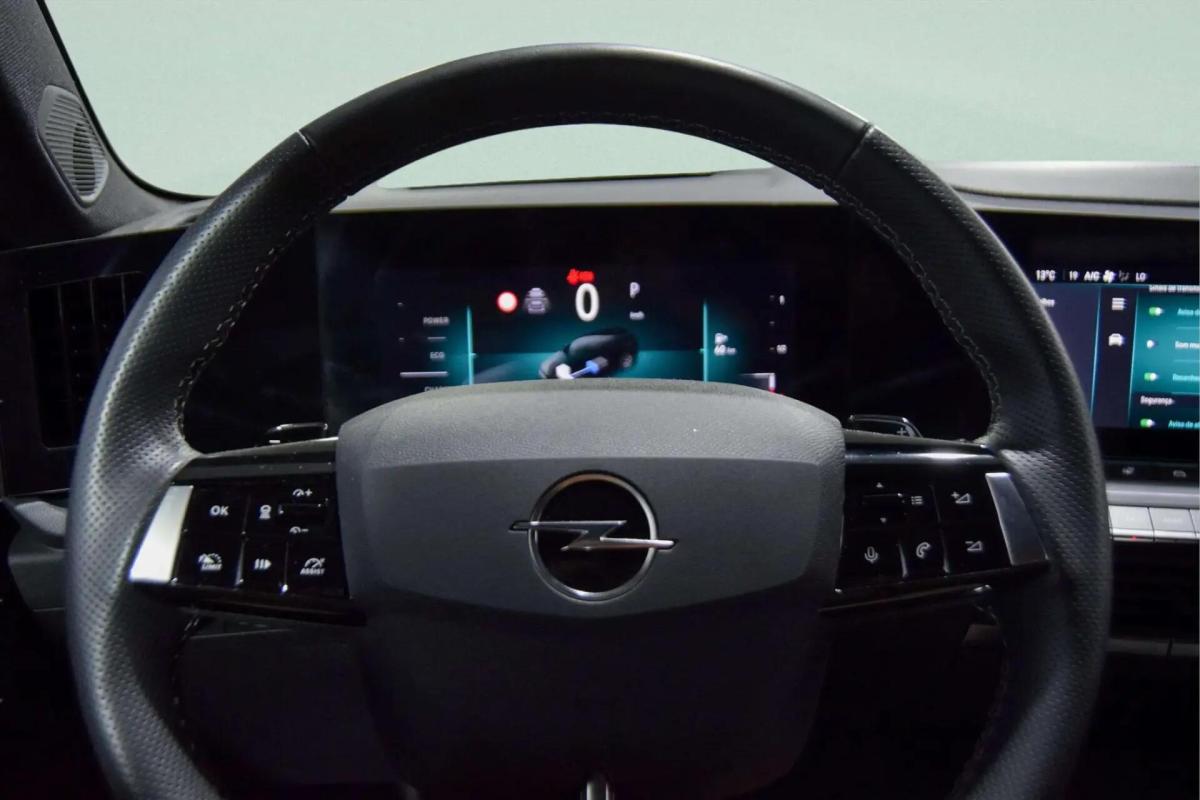 opel-astra-sport-tourer-2025-gasolina-1199cc