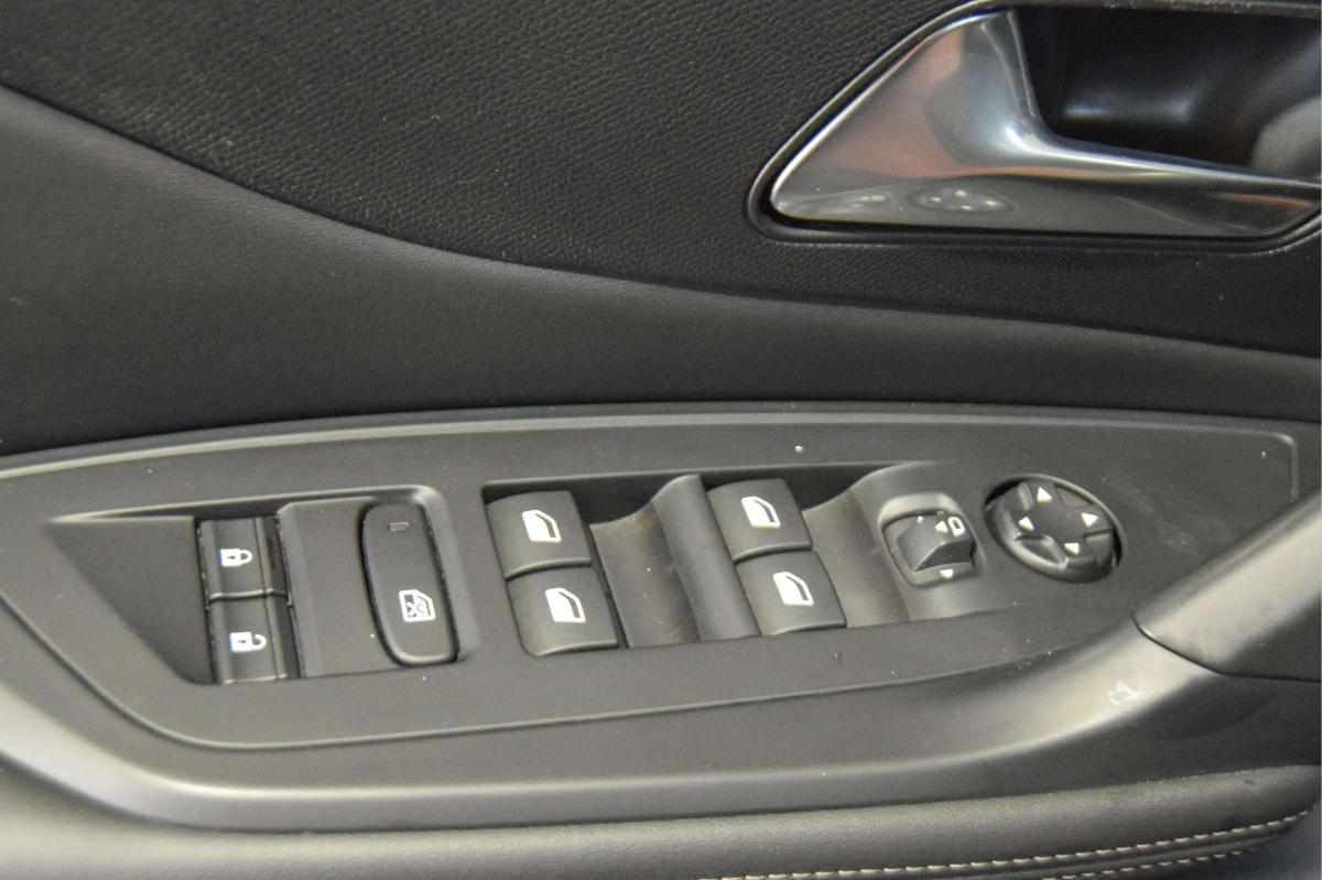 peugeot-308-1-2-puretech-2024-gasolina-1199cc
