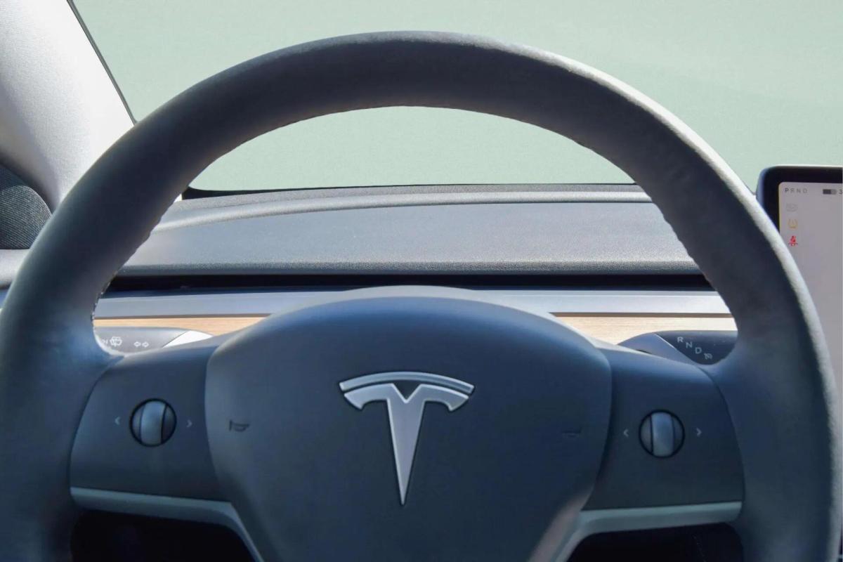 tesla-model-3-2023-eletrico-0cc