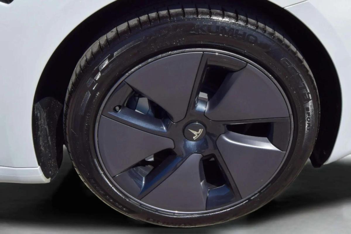 tesla-model-3-2023-eletrico-0cc