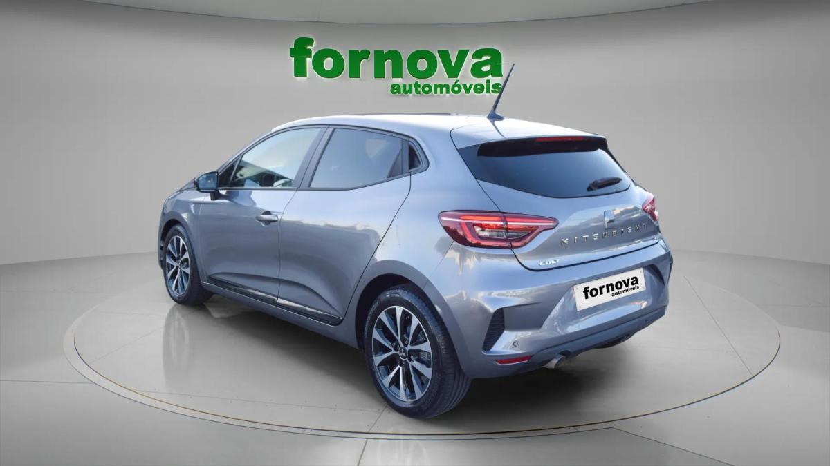 mitsubishi-colt-2024-gasolina-999cc