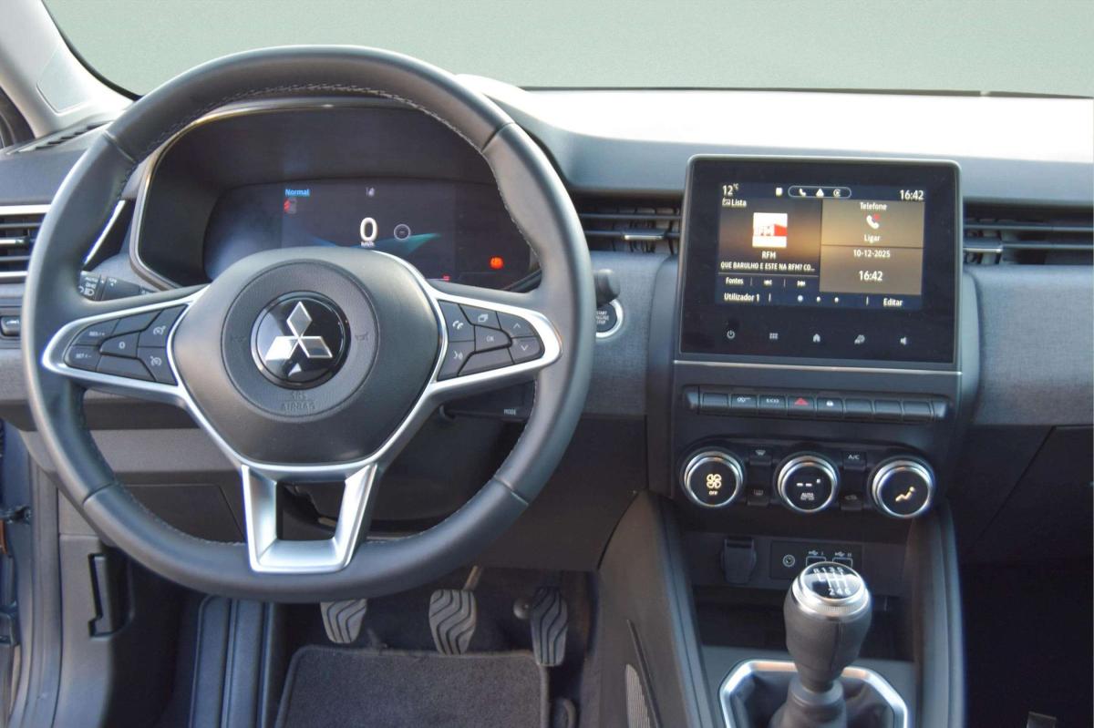mitsubishi-colt-2024-gasolina-999cc