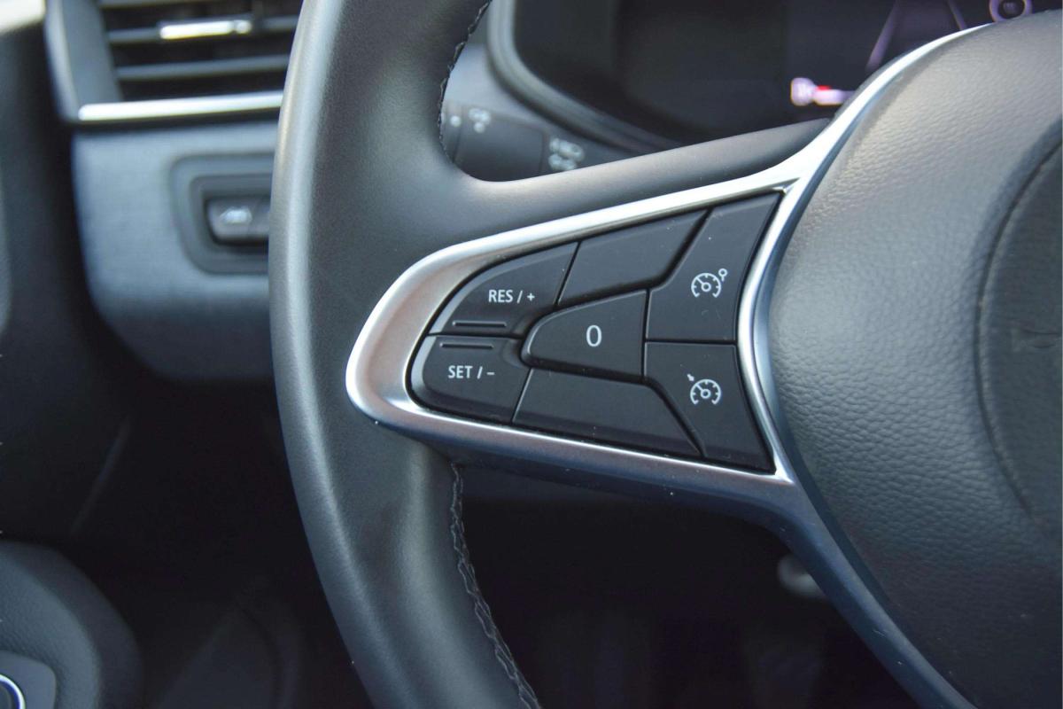 mitsubishi-colt-2024-gasolina-999cc