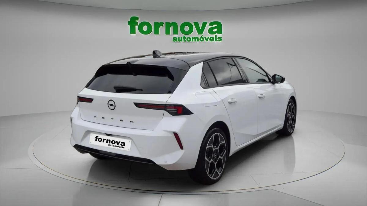 opel-astra-2025-gasolina-1199cc