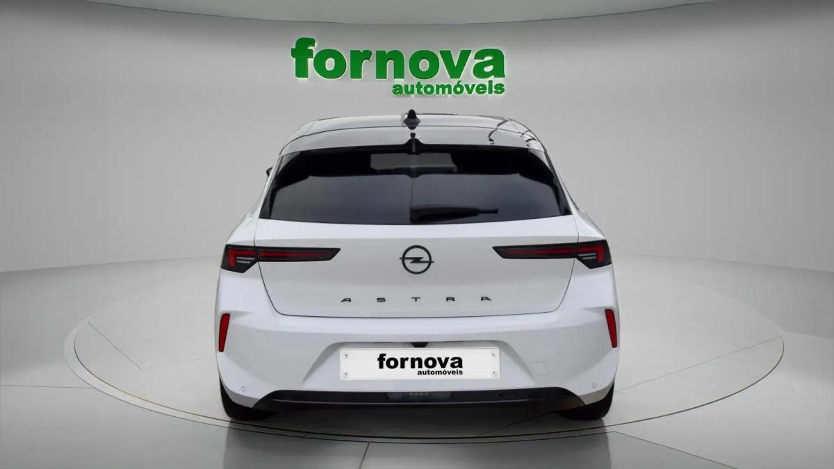 opel-astra-2025-gasolina-1199cc