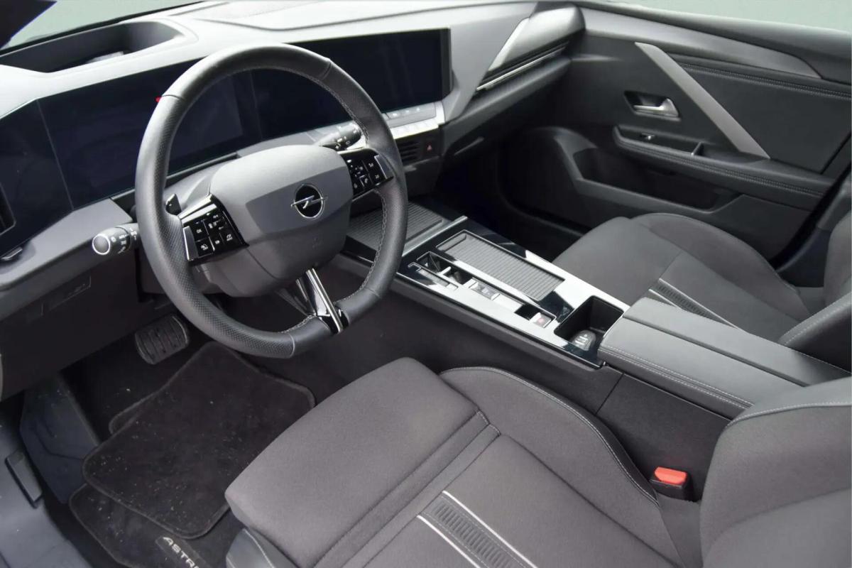 opel-astra-2025-gasolina-1199cc