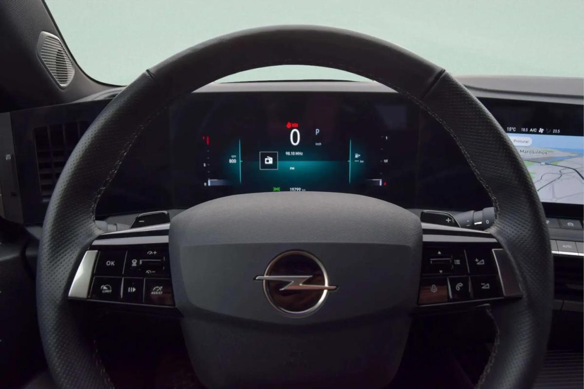 opel-astra-2025-gasolina-1199cc