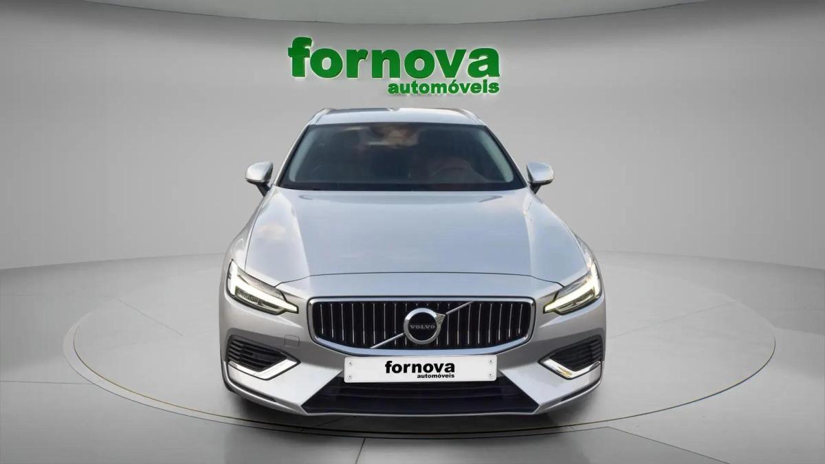 volvo-v60-2021-hibrido-a-gasolina-1969cc