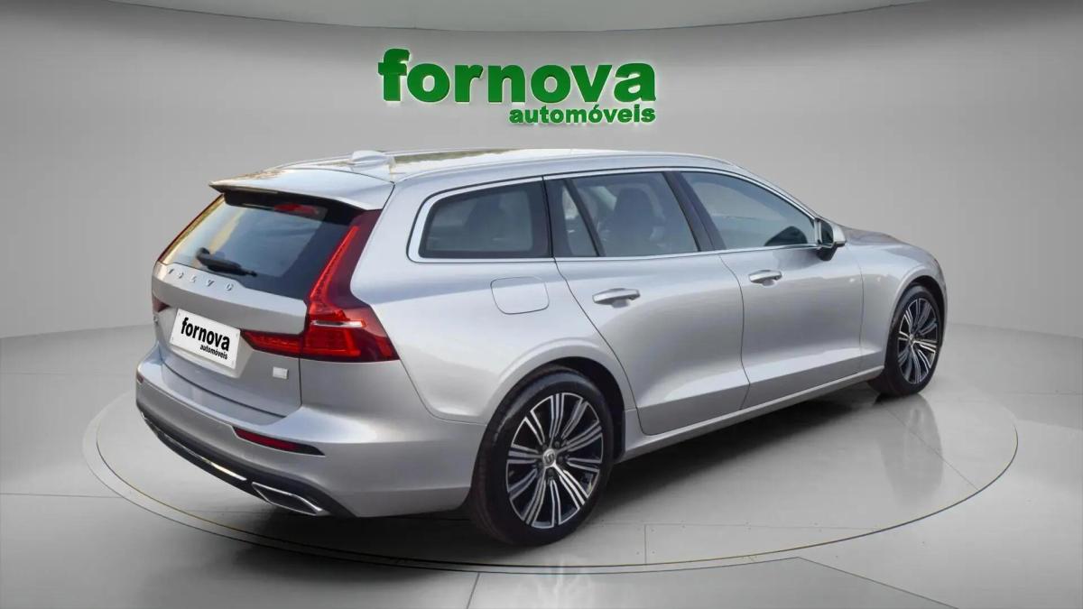 volvo-v60-2021-hibrido-a-gasolina-1969cc
