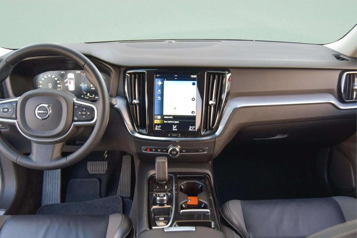 volvo-v60-2021-hibrido-a-gasolina-1969cc