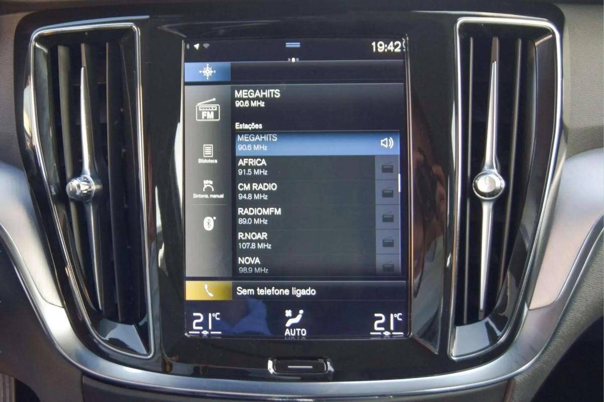 volvo-v60-2021-hibrido-a-gasolina-1969cc