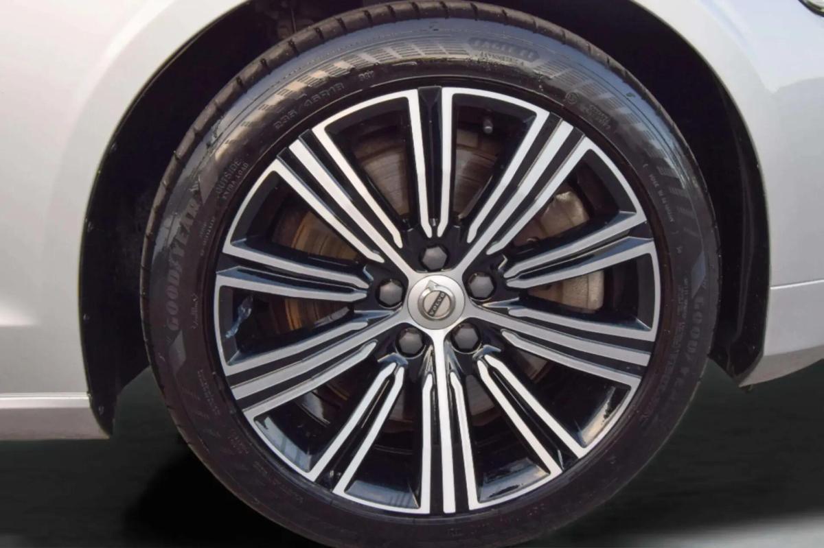 volvo-v60-2021-hibrido-a-gasolina-1969cc