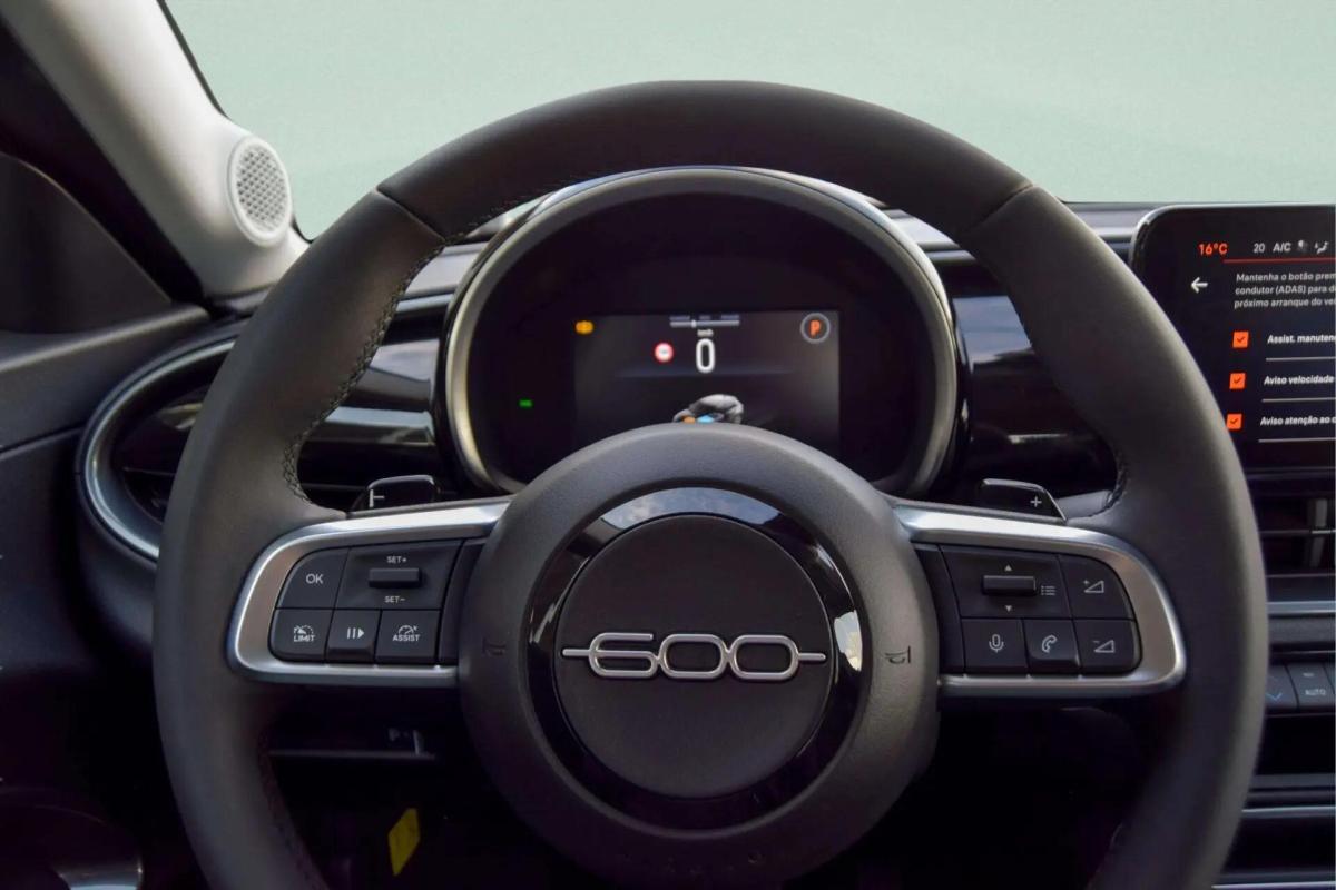 fiat-600-2025-gasolina-1199cc