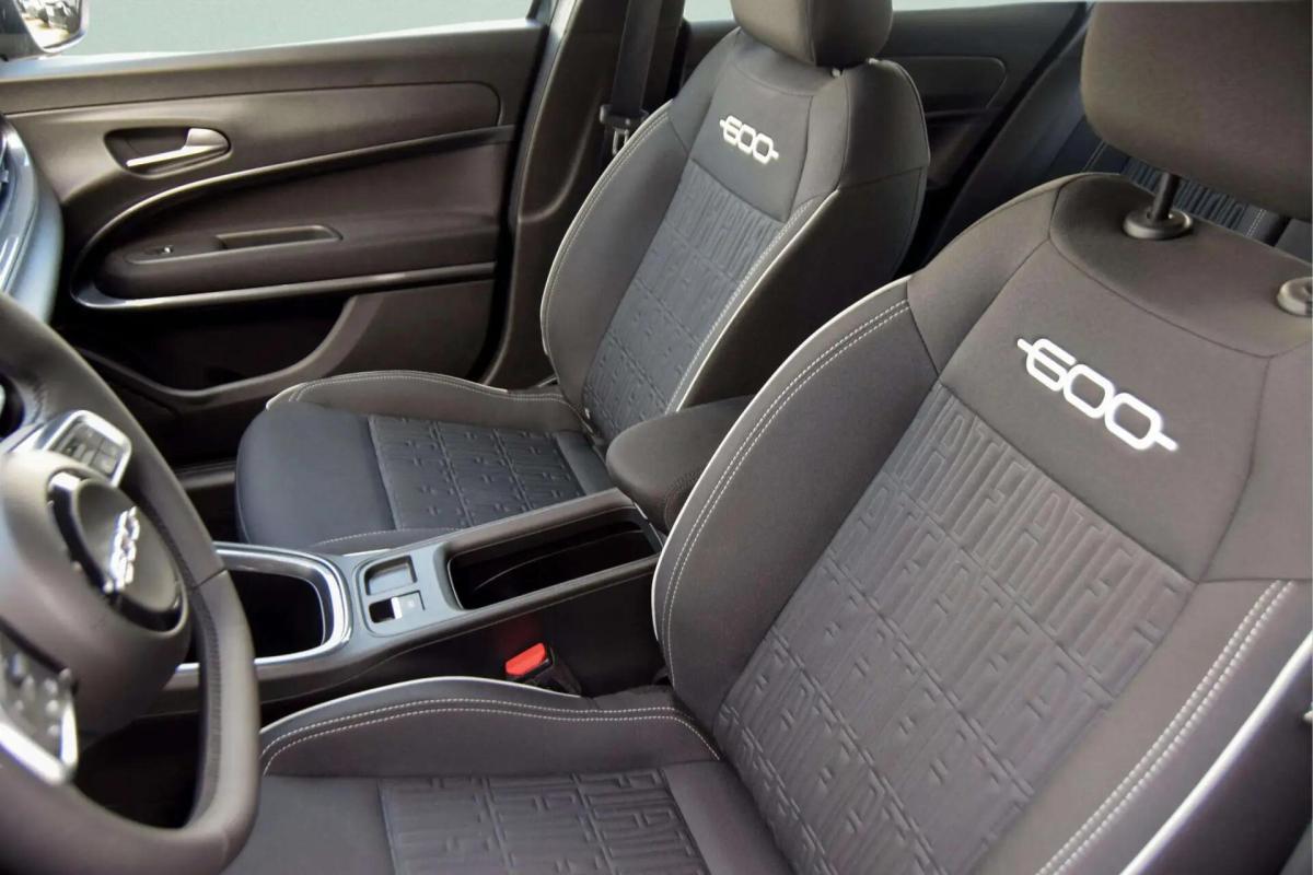 fiat-600-2025-gasolina-1199cc