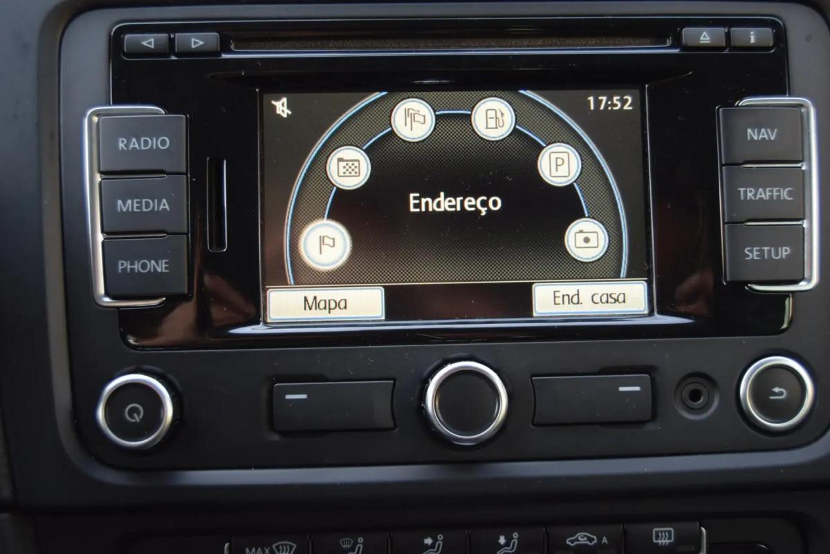 volkswagen-golf-variant-2012-diesel-1968cc