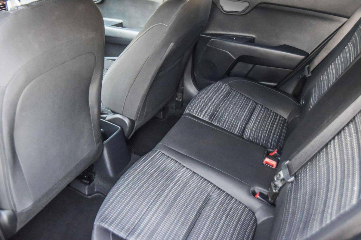 kia-stonic-2025-gasolina-998cc