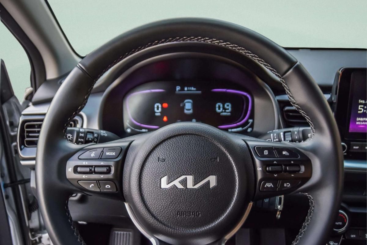 kia-stonic-2025-gasolina-998cc