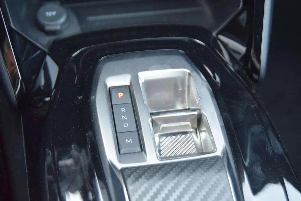 peugeot-2008-2025-gasolina-1199cc