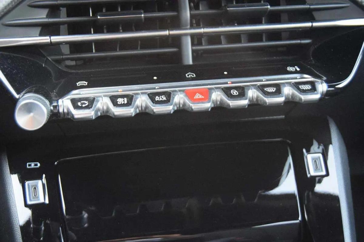 peugeot-2008-2025-gasolina-1199cc